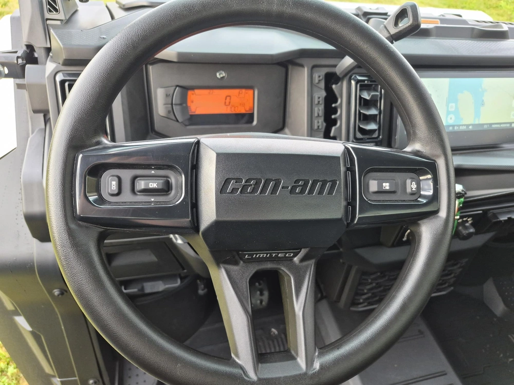 2026 Can-am Defender Limited Cab Hd11 alt