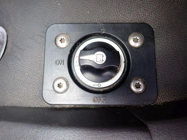 Freightliner M2-106 2013