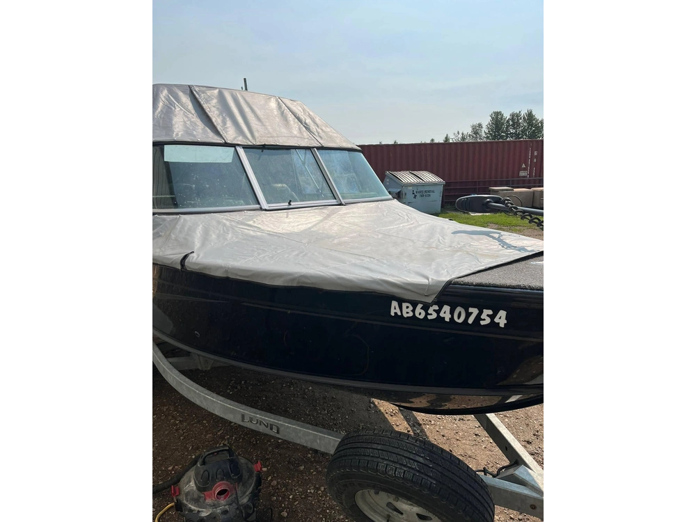 2018 Lund Boat Co 1775 Impact alt