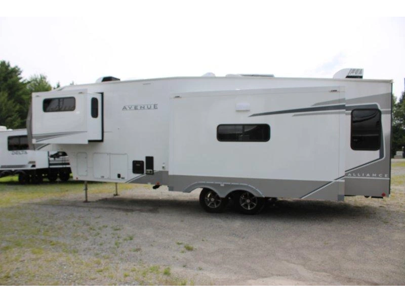 Alliance Avenue 32rls 2026 alt