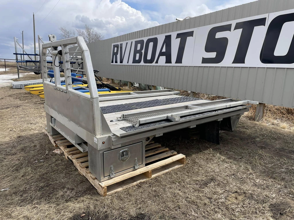 2017 R&r Trailers 102" X 84" Flat Deck alt