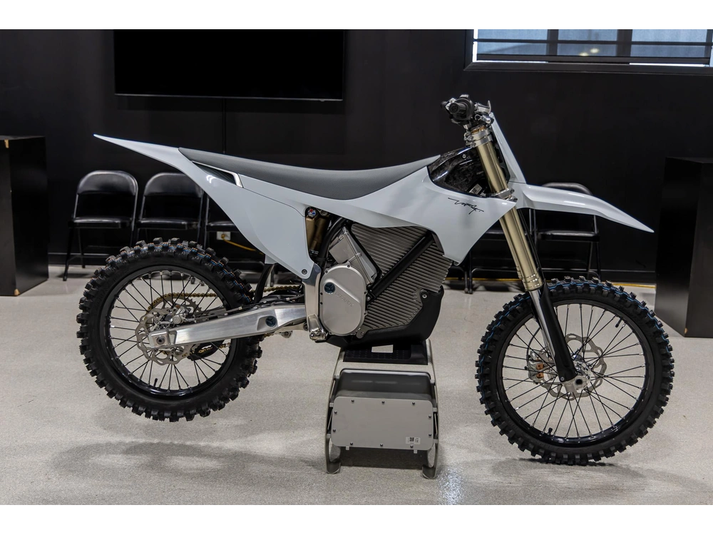 2026 Stark Future Varg Mx 1.2 80hp alt