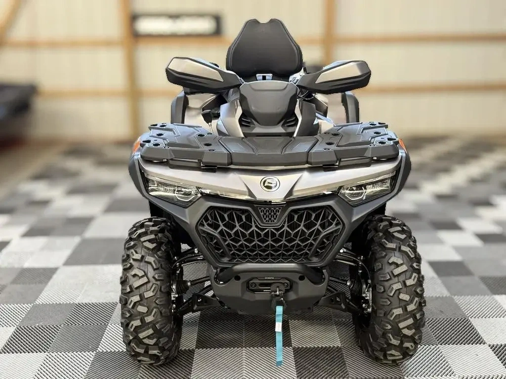 2026 Cfmoto Cforce 800 Touring alt