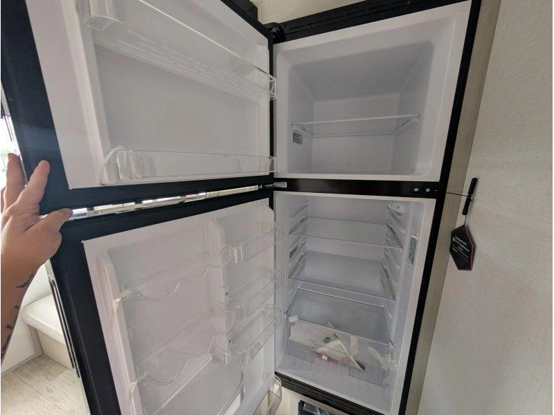 Coachmen Catalina 221epic 2027 alt