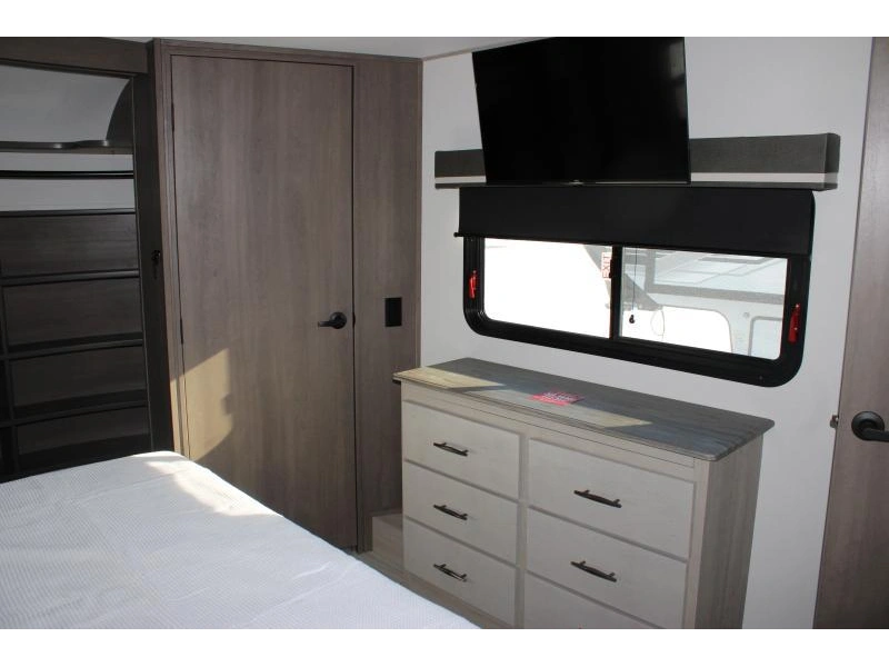 Grand Design Influence 3203gk 2025 alt