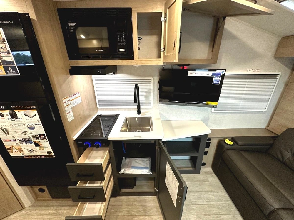 Ember Rv Overland 190msl 2027 alt