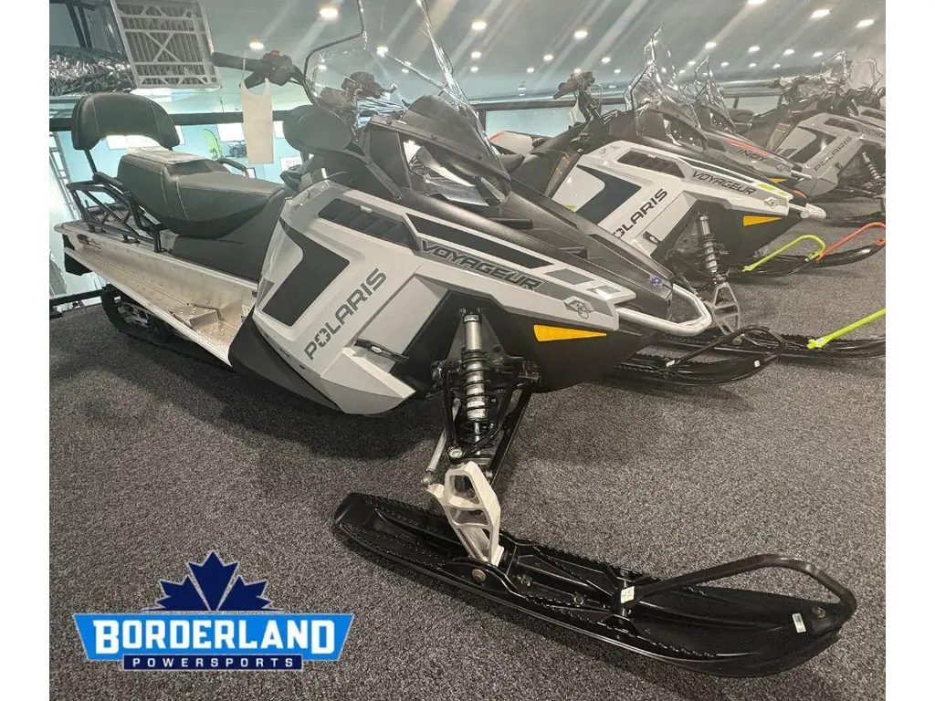 2025 Polaris 550 VOYAGEUR LXT 144 NORTHSTAR EDITION 
