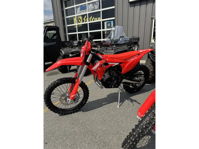 Beta Xtrainer 200 *$92 Bi-Weekly* 2027