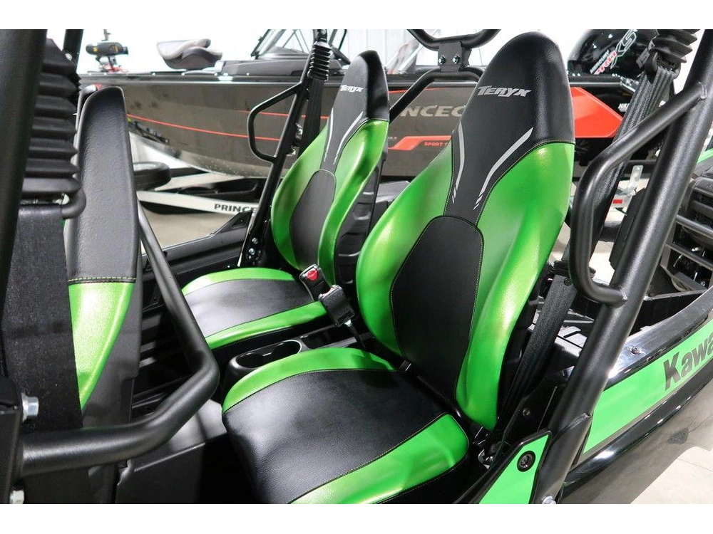 2025 Kawasaki Teryx4 S Se alt