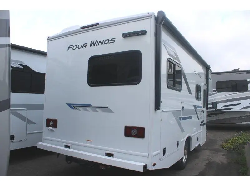 Thor Motor Coach Four Winds 2027