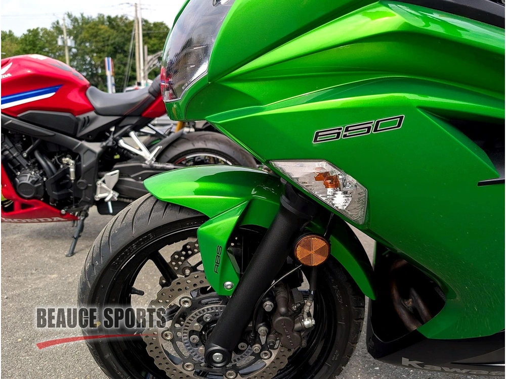 2015 Kawasaki Ex650 - Ninja 650 Abs Moto Sport Quotidienne Accessible Débutant Twin Confort Look Agressif Ville Weekend Abs Sécurité Entretien Fait R7 Mt-07 Cbr Sv650 alt