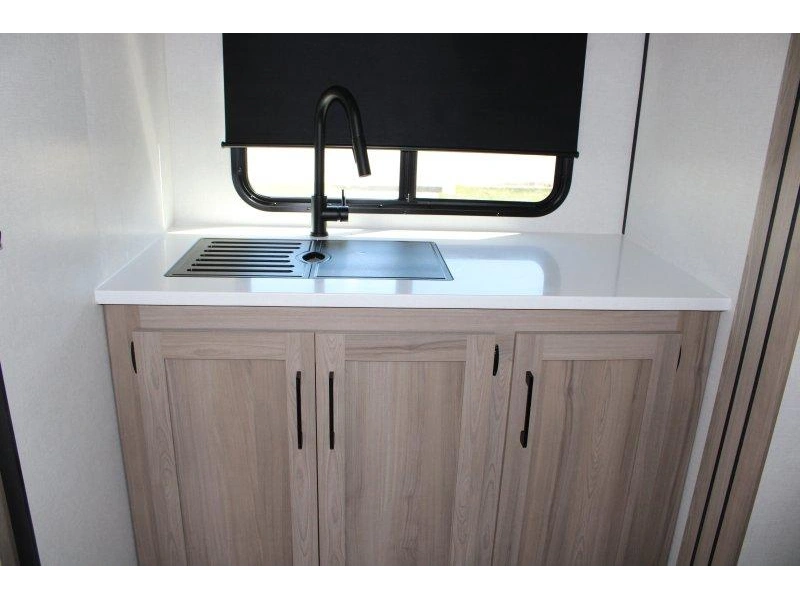 Keystone Rv Coleman 2115rk 2026 alt