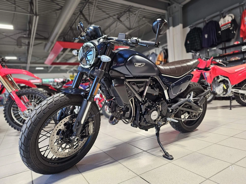 2024 Ducati Scrambler 800 Nightshift Abs alt