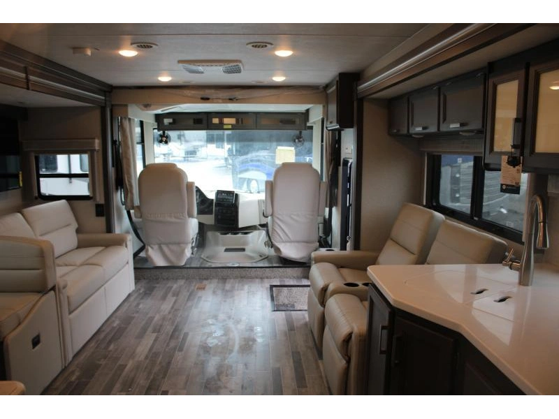 Thor Motor Coach Indigo Cc35 2024 alt