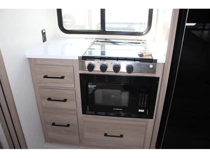 Keystone Rv Coleman 2115rk 2026 alt