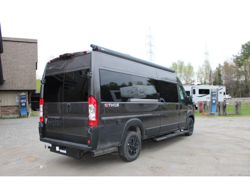 Entegra Coach Ethos 20t 2026 alt