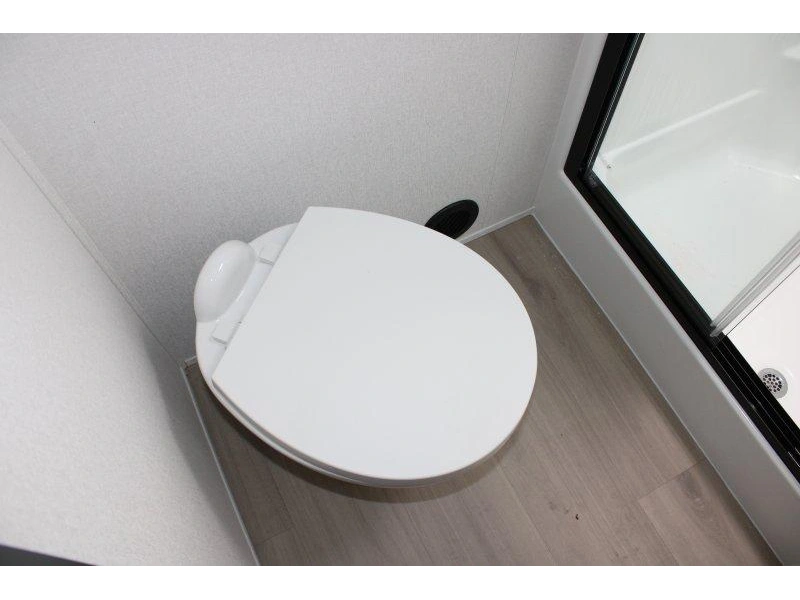 Grand Design Momentum 350g 2026 alt