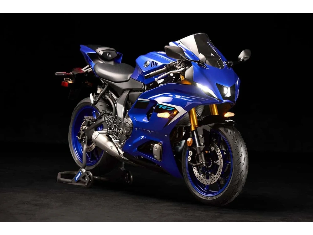 2025 Yamaha Yzf-r7 Team Yamaha Blue alt