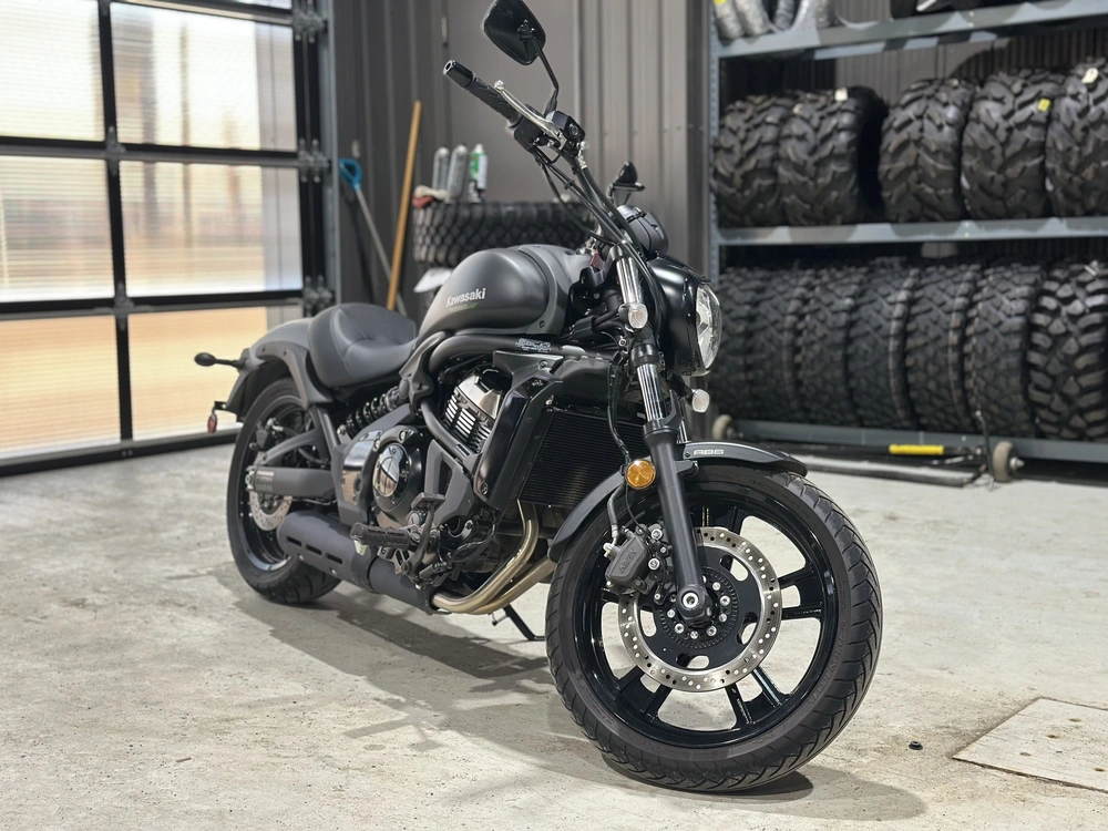Kawasaki Vulcan S 2024 alt