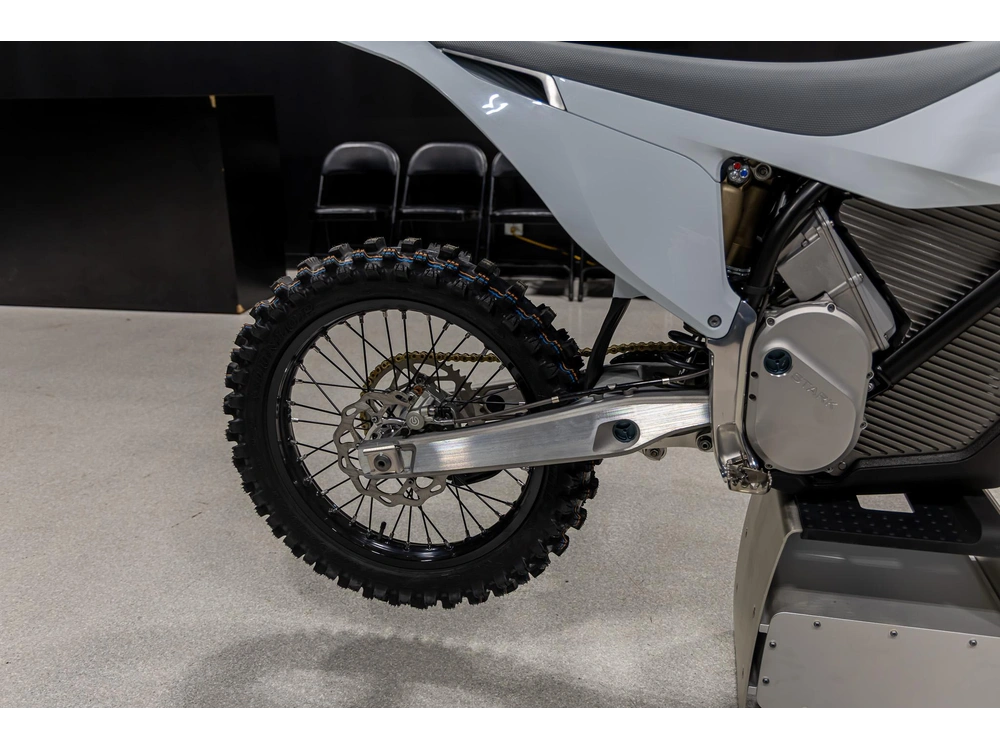 2026 Stark Future Varg Mx 1.2 80hp alt