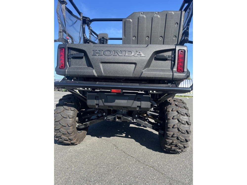Honda Pioneer 1000 5p Deluxe 2025 alt