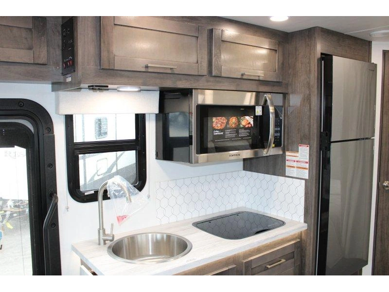 2026 Jayco Melbourne 24l alt