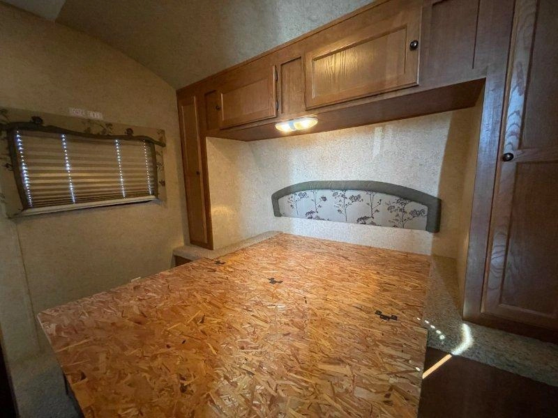 Skyline Layton 287 2013 alt