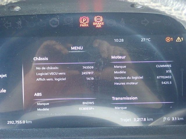 Peterbilt 589 2025