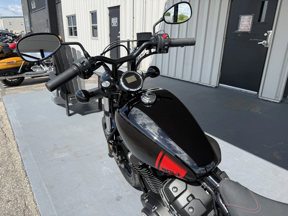 2024 Yamaha Bolt R Spec alt
