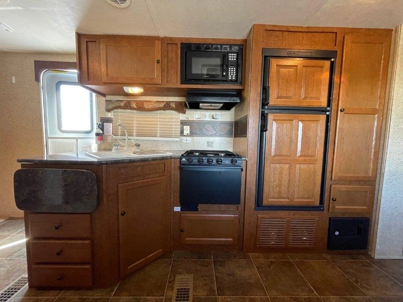 Skyline Layton 287 2013 alt