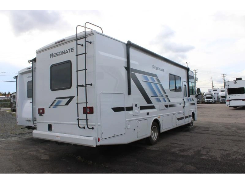 Thor Motor Coach Resonate 29d 2026 alt