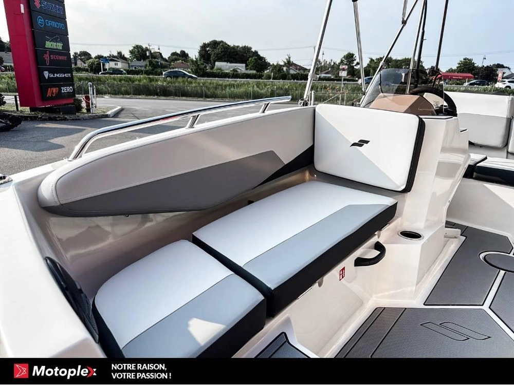 2027 Starcraft Sv J7 Turbine 170hp Rotax alt