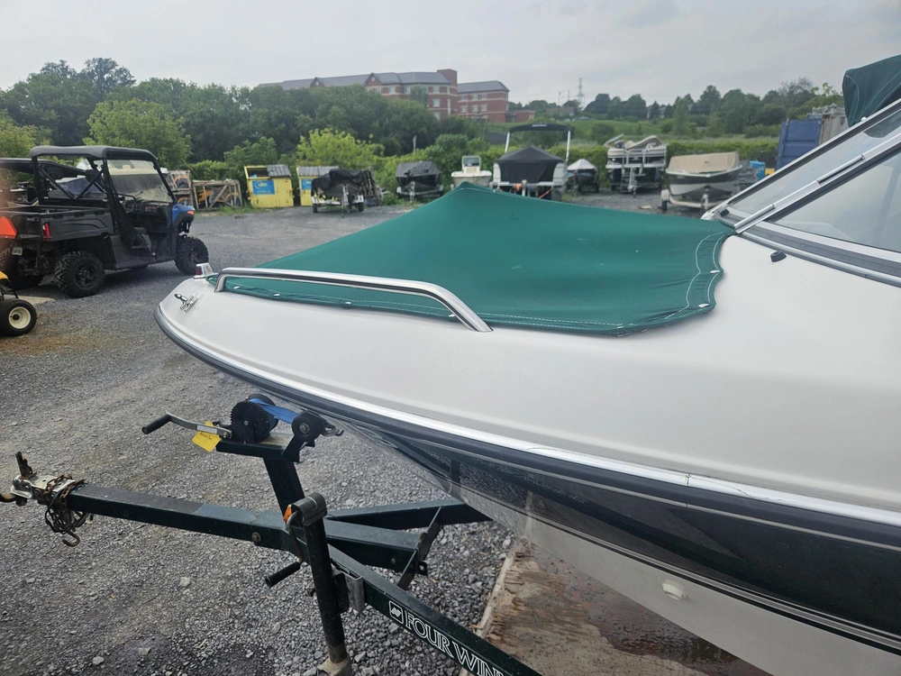 1995 Four Winns Freedom Dlx 170 alt