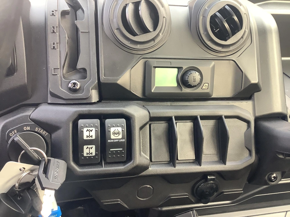 2026 Can-am Defender Hd10 Hvac Cab alt