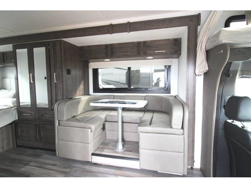 Jayco Melbourne 24l 2026 alt