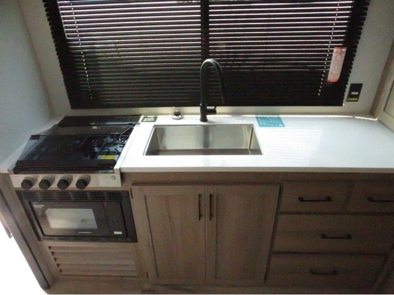 Keystone Rv Coleman 25rex 2026 alt