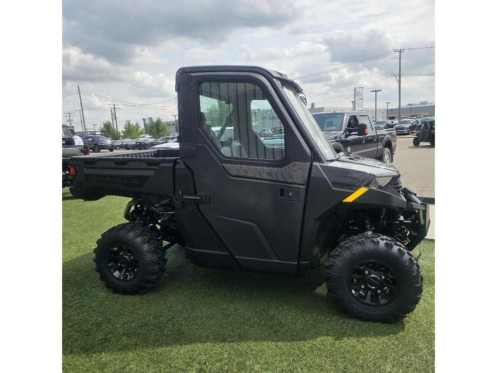 2026 Polaris Ranger 1000 Cab alt
