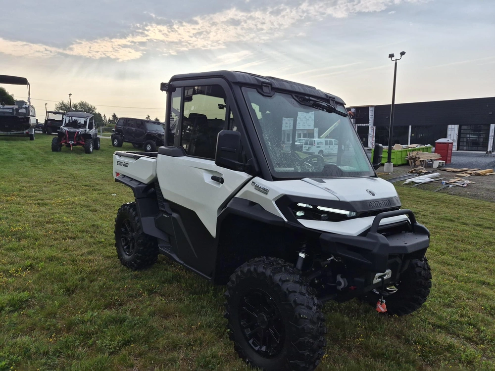 2026 Can-am Defender Limited Cab Hd11 alt