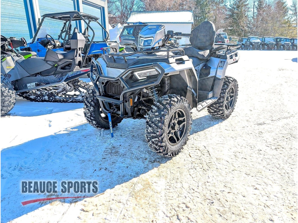 2026 Polaris Sportsman Touring 570 Ultimate Turbo Silver Vtt 2 Places Confort Passager Balade Sentier Chasse Bois Direction Assistée Pleinement Équipé Duo Familial Outlander Max Kodiak Trv alt