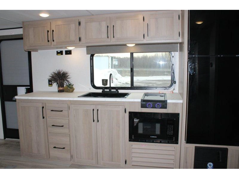 Keystone Rv Coleman 25b 2026 alt