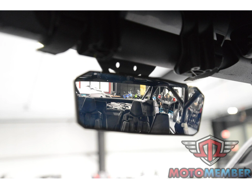 2026 Can-am Maverick X3 Max X Rs Turbo Rr Triple Black_10.25 In Infotainment alt
