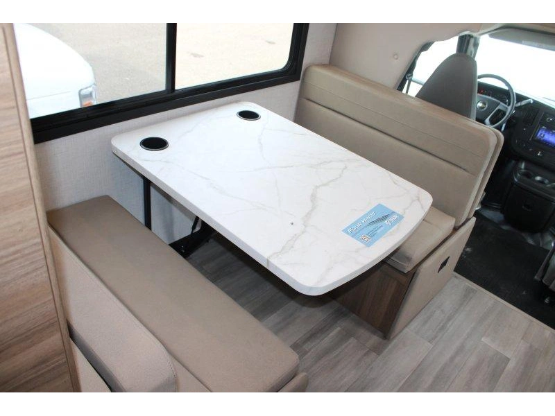 Thor Motor Coach Four Winds 22z.gm 2027 alt