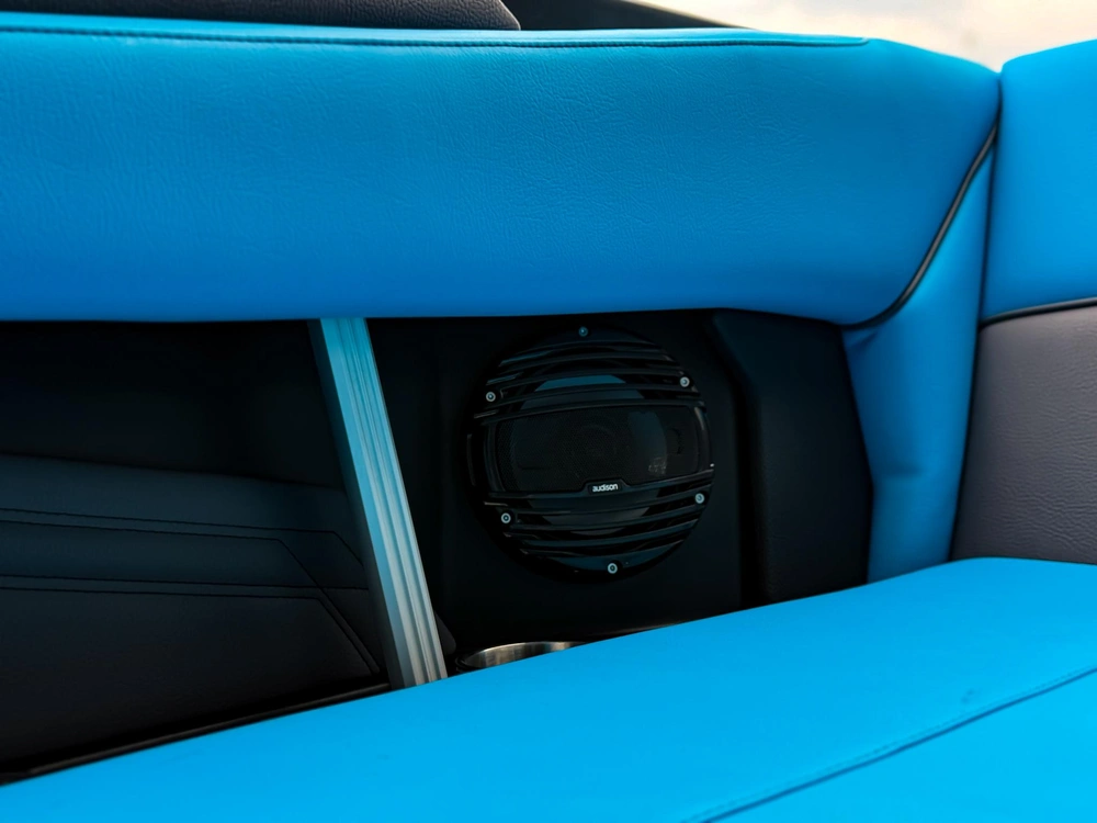 2027 Atx Surf Boats 22 Type-s alt