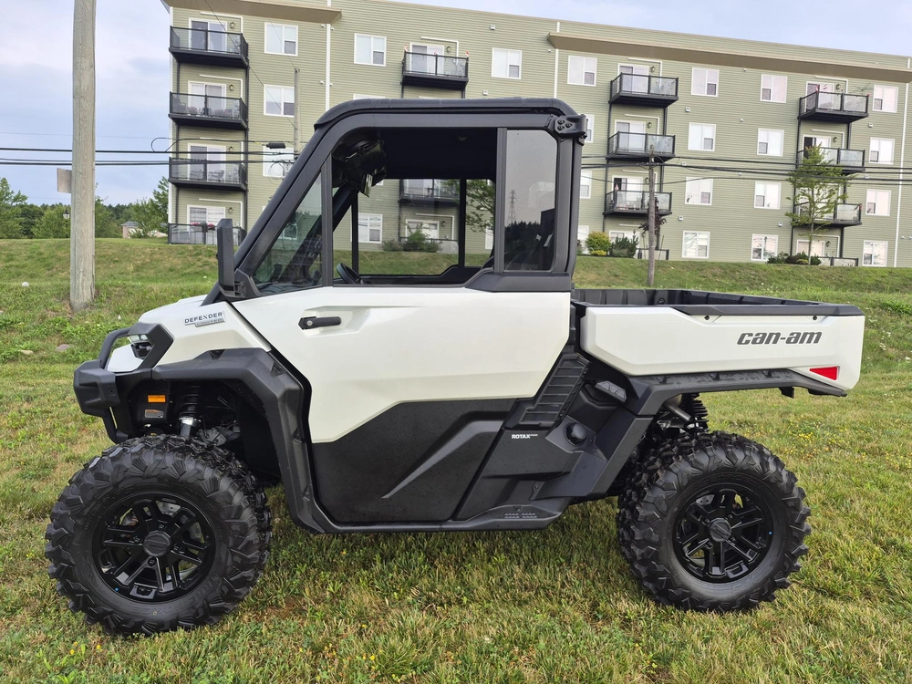 2026 Can-am Defender Limited Cab Hd11 alt