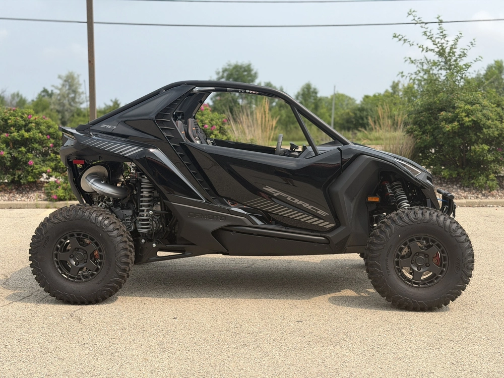 2026 Cfmoto Zforce Z10 alt