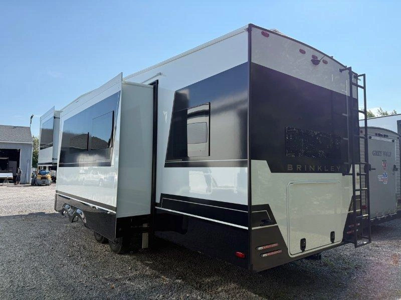 Brinkley Model Z Z3110 2027 alt