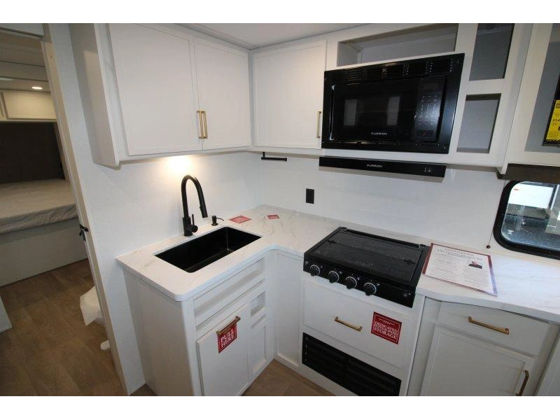 2026 Grand Design Transcend 245rlt alt