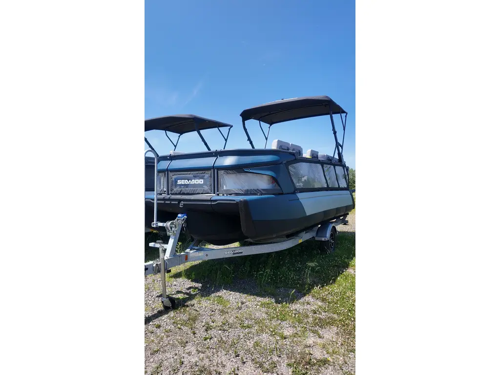 2025 Sea-Doo Switch Cruise Limited 21' 230HP + Galv Trailer 