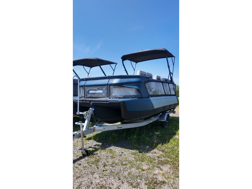 2025 Sea-doo Switch Cruise Limited 21' 230hp + Galv Trailer