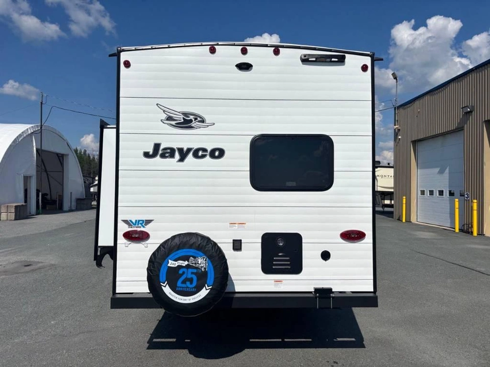 Jayco Jay Flight 245bhs 2027 alt